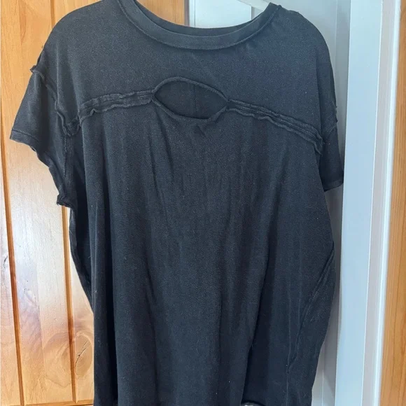 Free People XS Cutout Tee Black Short Sleeve Distressed Boxy Top We The Free - Picture 3 of 7